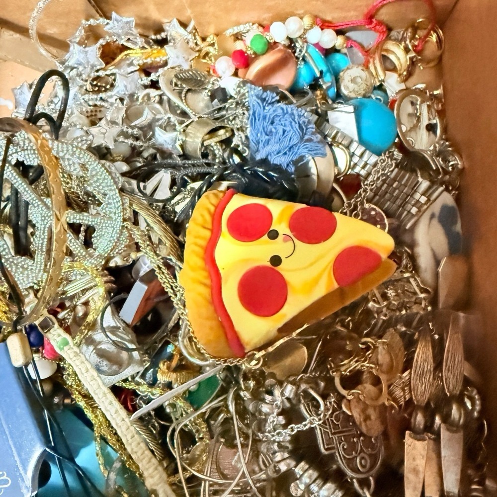 8+ Lbs Vintage To Now Wear Craft Repair Harvest Jewelry Lot - Picture 7 of 11